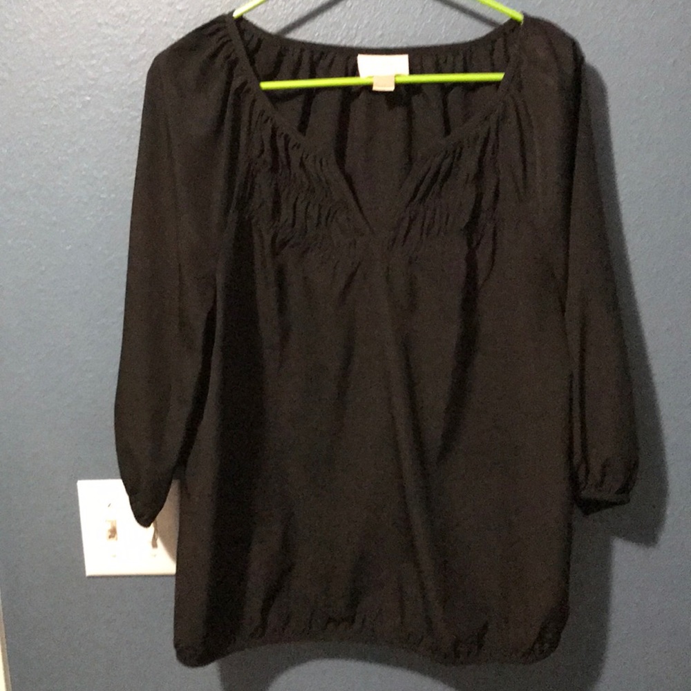 Black loft blouse medium